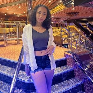 Meet your Posher, Rhianna